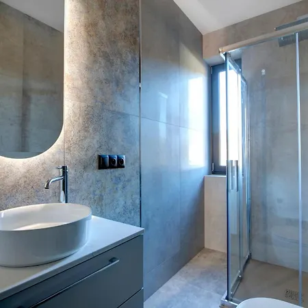 アパート Forrest House *