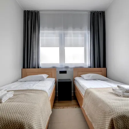 Forrest House アパート *